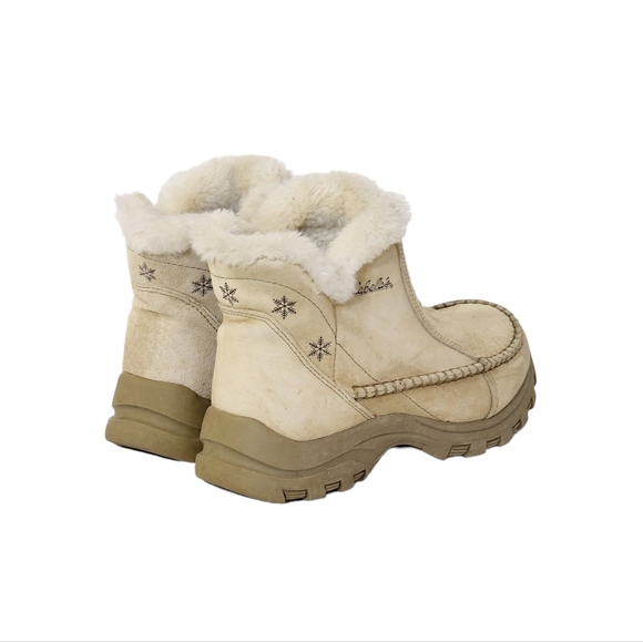 Cabelas 5" High Drift Winter Boots in Cream, Ivory Fur Lining Womens Size 6 - Picture 3 of 11